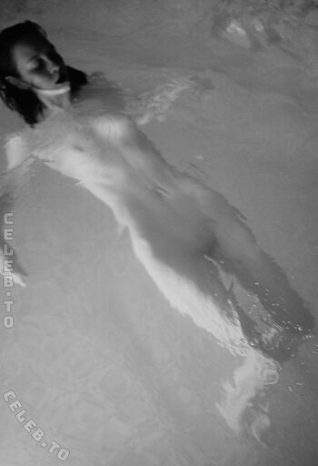 Full leaked Omletik private onlyfans photo