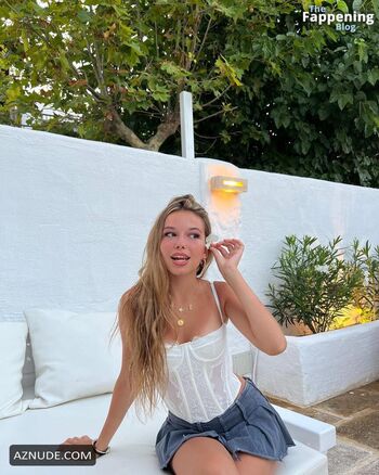 Full leaked Ona gonfaus private onlyfans photo