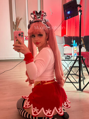 Full leaked One piece page private onlyfans photo