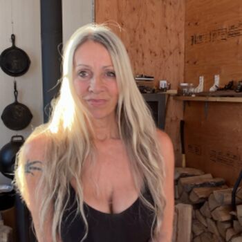 Full leaked One woman s wilderness private onlyfans photo