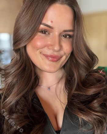 Full leaked Onlybellarella private onlyfans photo