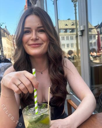 Full leaked Onlybellarella private onlyfans photo