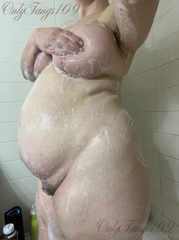 Full leaked Onlyfangs private onlyfans photo