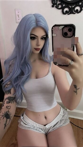 onlygothbitches