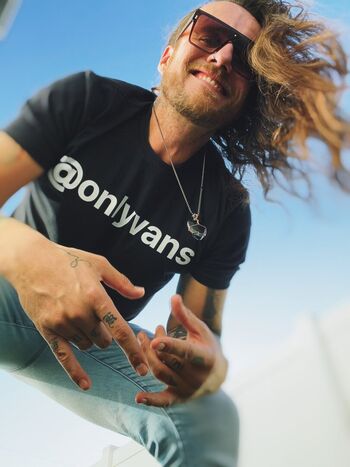 Full leaked Onlyvans private onlyfans photo