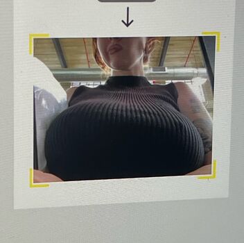 Full leaked Onlyzaboomafoo private onlyfans photo