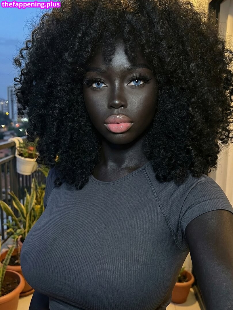 Ooga.Black Φωτογραφία Γυμνών OnlyFans #12