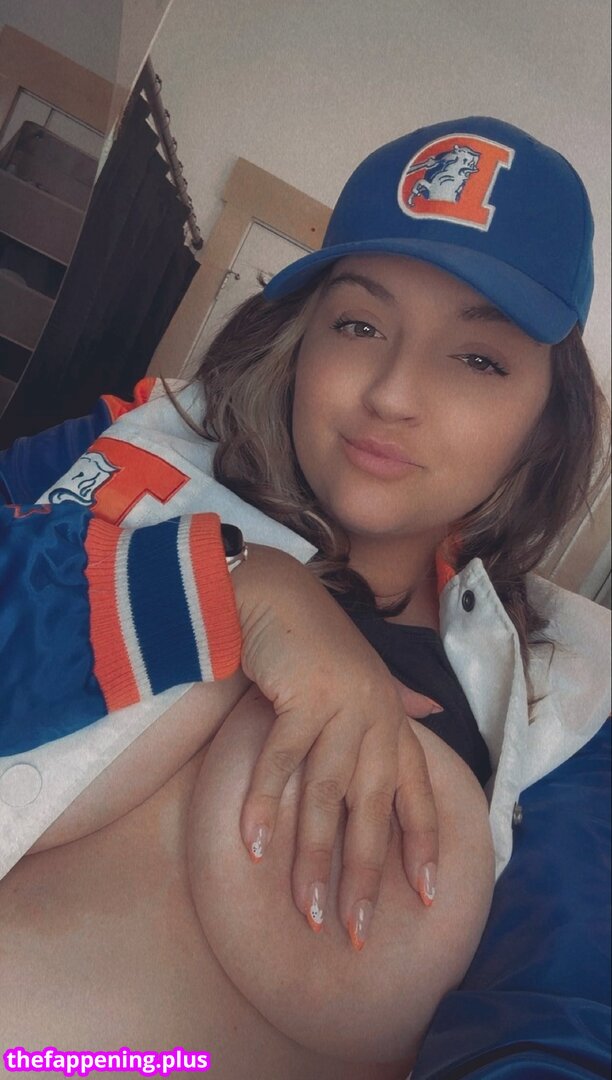 oohdb4lalal / oohkarla / oohkarlalala Nude OnlyFans Photo #100