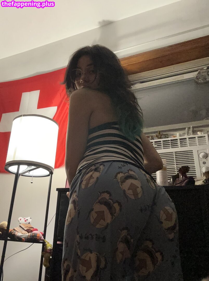 https: / oohlastella Foto OnlyFans Nua #8