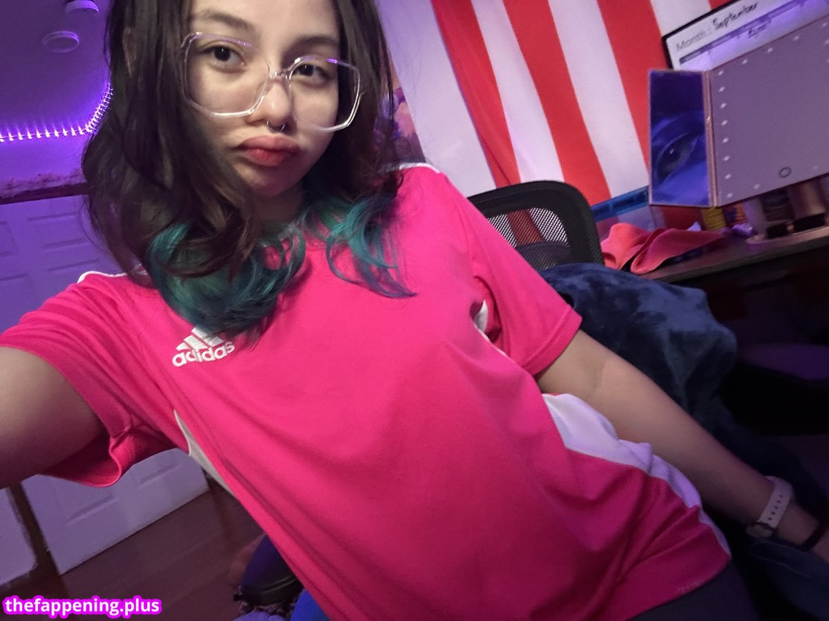 https: / oohlastella Nahá OnlyFans fotografie #10