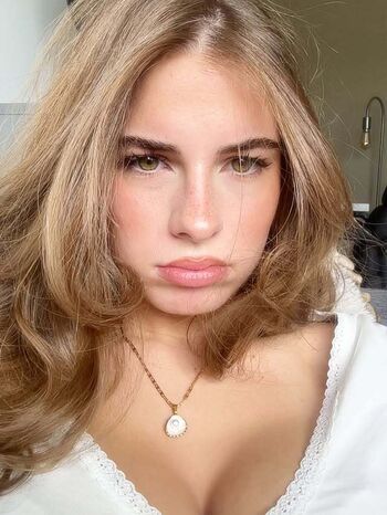 Full leaked Oohlisax private onlyfans photo