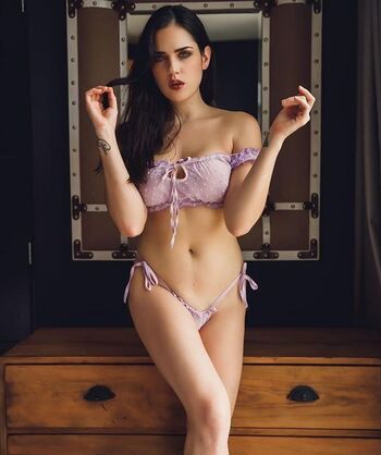 Full leaked Ophelie rullier private onlyfans photo