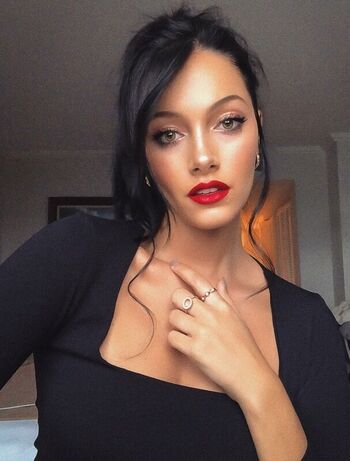Oriana Sabatini