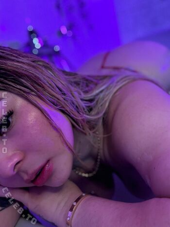 Full leaked Oriannafox private onlyfans photo