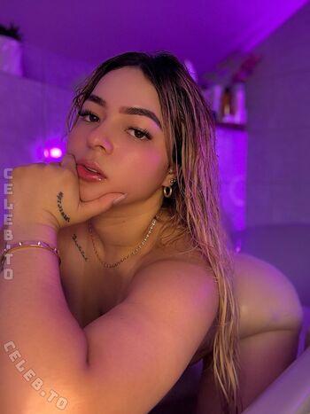 Full leaked Oriannafox private onlyfans photo