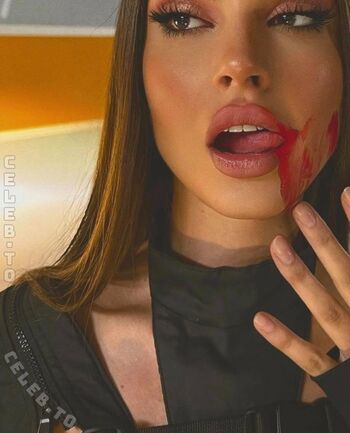 Full leaked Oriola marashi page private onlyfans photo