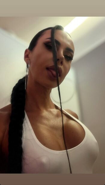 Full leaked Osia m private onlyfans photo