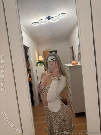 Full leaked Ossi desi private onlyfans photo