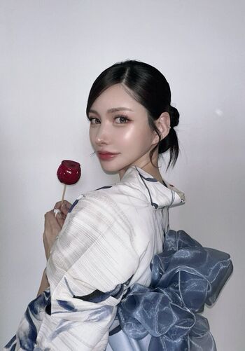 Full leaked Ouhi blenda private onlyfans photo