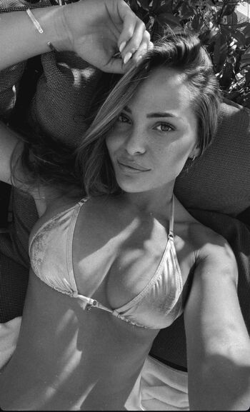 Full leaked Oxanna private onlyfans photo