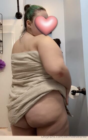 Full leaked Oxchloebearxo private onlyfans photo