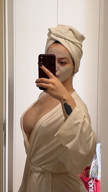 Full leaked Oznur guven page private onlyfans photo