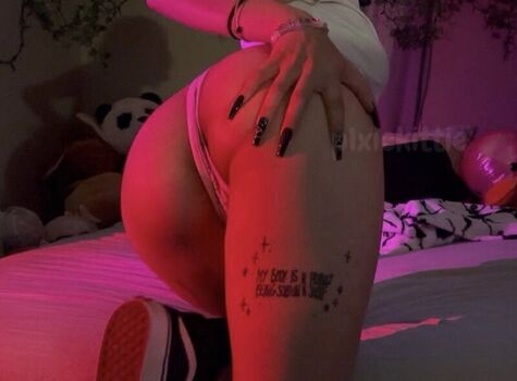 Full leaked Pxiekittie private onlyfans photo