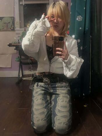 Full leaked Prvert oggyuan yuyu private onlyfans photo