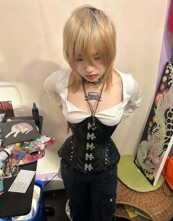 Full leaked Prvert oggyuan yuyu private onlyfans photo