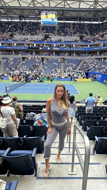 Full leaked Paige spiranac  page private onlyfans photo