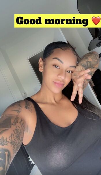 Full leaked Paigey cakey private onlyfans photo