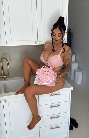 Full leaked Paiigecolligan private onlyfans photo