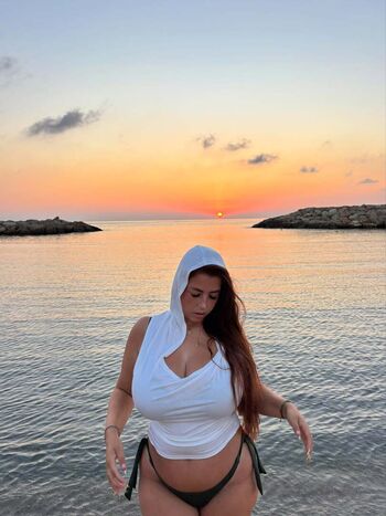 Full leaked Paillette private onlyfans photo