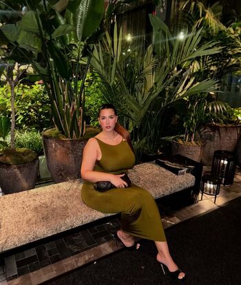 Full leaked Paillette private onlyfans photo