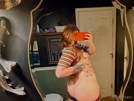 Full leaked Paleseafoam private onlyfans photo