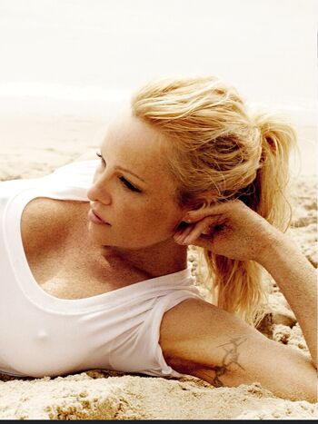 Full leaked Pamela anderson page private onlyfans photo