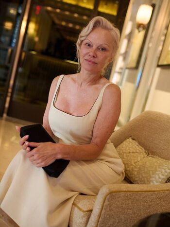 Full leaked Pamela anderson private onlyfans photo