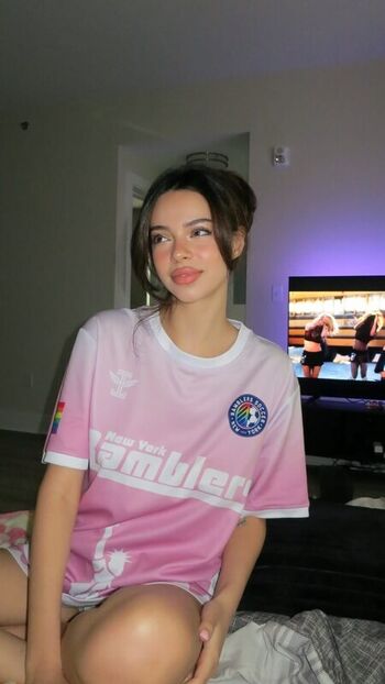 Full leaked Pami baby private onlyfans photo