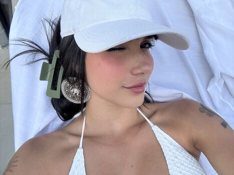 Full leaked Paola trizz private onlyfans photo