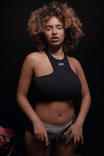 Full leaked Paolalct locatell private onlyfans photo