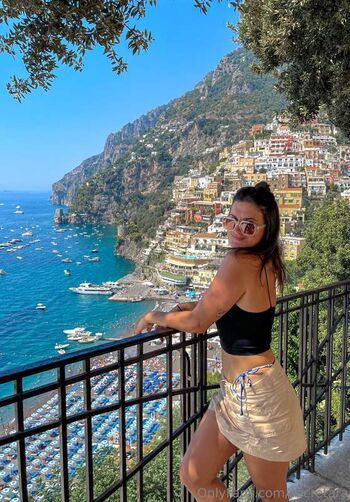 Full leaked Paradise of tara private onlyfans photo
