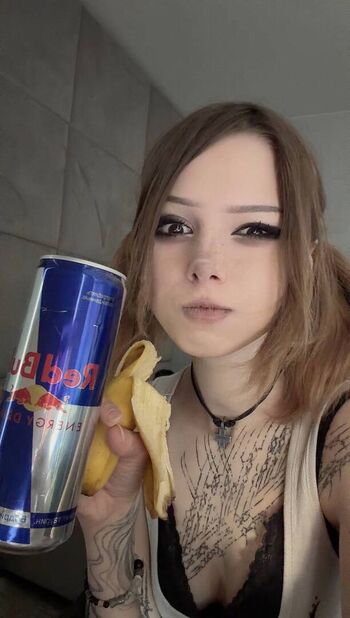 Full leaked Paradoxy private onlyfans photo