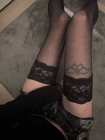 Full leaked Paradoxy private onlyfans photo