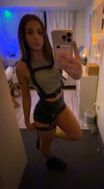 Full leaked Pardiss carello  page private onlyfans photo