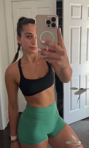 Full leaked Pardiss carello  page private onlyfans photo