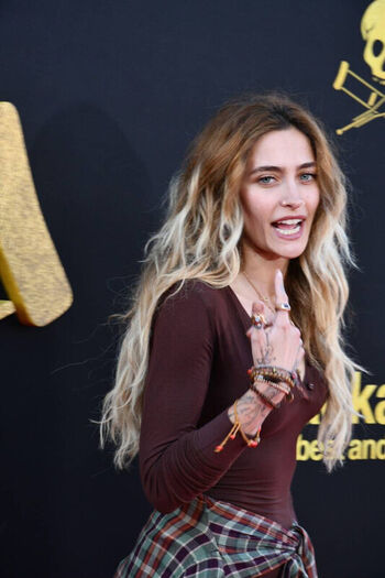 Full leaked Paris jackson  page private onlyfans photo