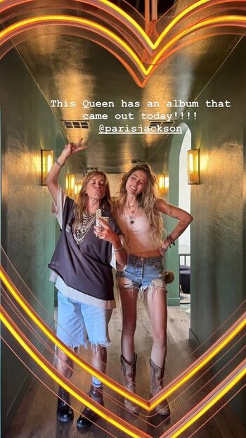 Full leaked Paris jackson private onlyfans photo