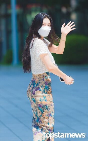 Park Soo-young