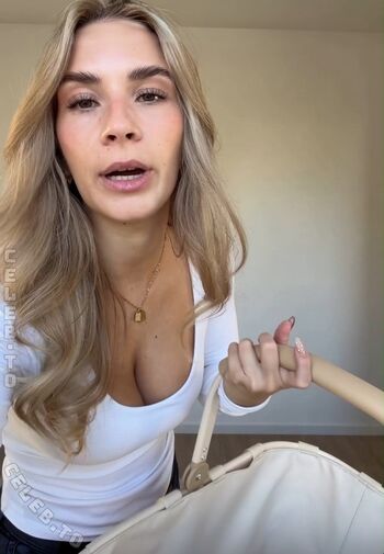 Full leaked Paula doeringer private onlyfans photo
