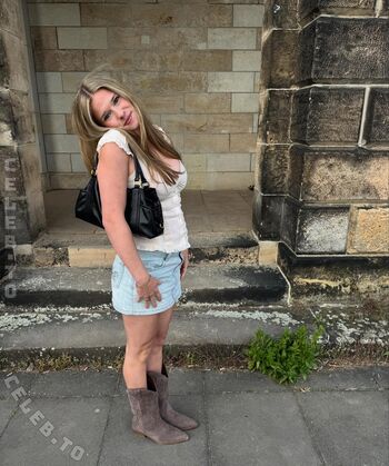 Full leaked Paula nstl private onlyfans photo